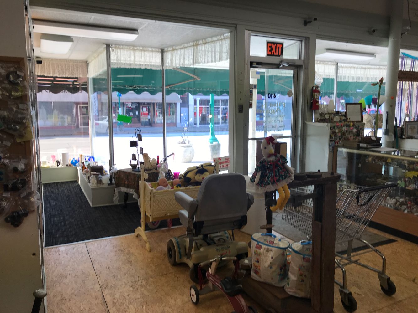 410 E Broadway St, Monett, MO 65708